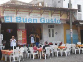 El Buen Gusto food