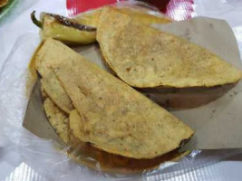 Tacos Envenenados food