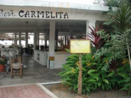 Carmelita's outside