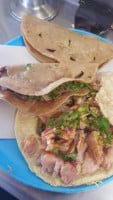 Tacos de Carnitas El Chanchito food