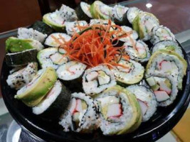 Sushi Gong food