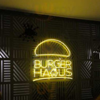 Burger Haaus food