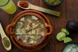 Pozoleria Doña Mica Col. Azteca food