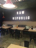 Raw Republic inside