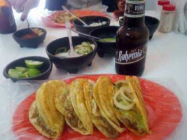Tacos De Barbacoa La Pinta food