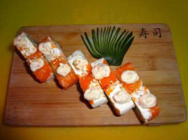 Sushi Dashi inside