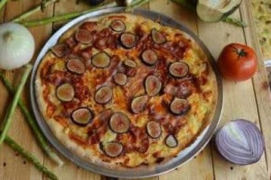Cacho Di Pizza food