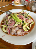 Cahuamanta Y Mariscos El Bichi food