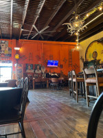 El Canano Steakhouse inside