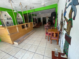 Restaurant Bar El Ultimo Maya inside