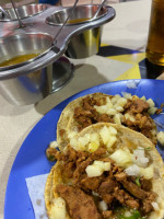Tacos El Bajito food