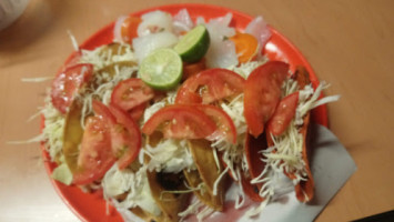 Tacos Rojos “el Guero” food