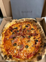 Augustus Premium Pizza House food