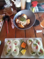 Katamo Sushi food