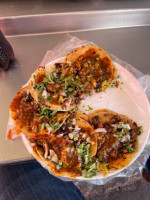 Taqueria Alvarez food