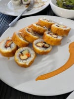 Sugu Sushi Pradera food