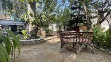 Ira's Kitchen Tea Room Comida