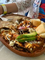 El Patio De Los Chilaquiles food
