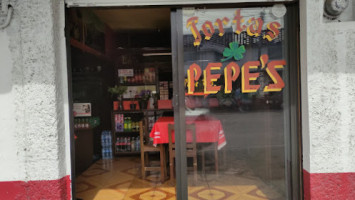 Tortas Pepe's food