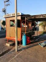 Cocodrilo Burger outside