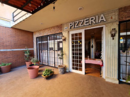 Pizzeria Italiana D’bruno outside