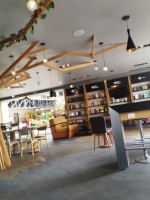 Huitzi Café inside