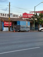 Taco Mochis outside