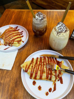 Honey Moon Cafetería Y Pastelería food