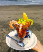 Monserrat (playa Ojo De Agua) food