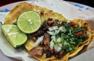 Tacos El Mextizo food