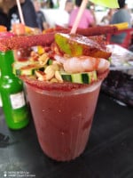 La Pasadita Micheladas Y Mariscos food