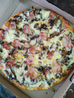 Pizzas Mendez food