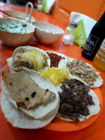 Taqueria Conchita food