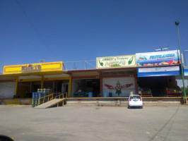 Central De Abastos De León, Guanajuato outside