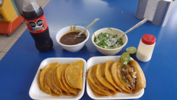 Antojitos Mexicanos, Tostadas Y Tacos Gigantes food