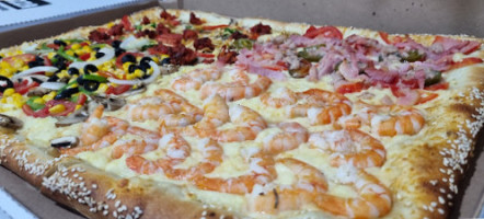 Dony's Pizza food
