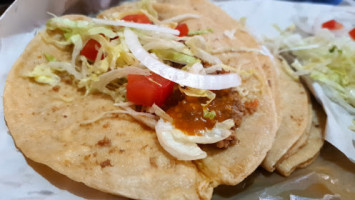 Tacos El Cuino Matriz food