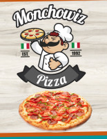 Monchowis Pizza food