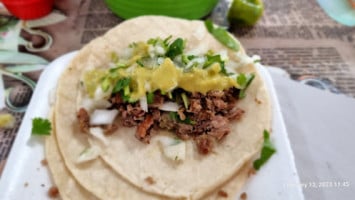 Tacos La Güera. food