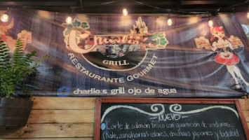 Charlie's Grill, México food