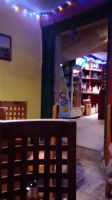 Café Los Faroles inside