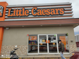 Little Caesars San Sebastian food
