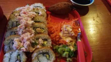 Sushi Teo food