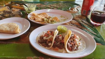 La Jarra De Rancho Viejo food
