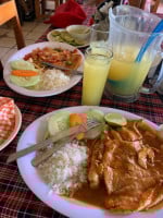 La Palapa De Tomas food