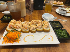 Sendai Sushi (Bicentenario) food