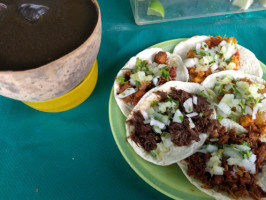 Tacos El Arbol food