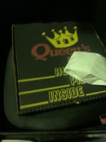 Queen's Pizza Los Morales food