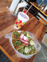 Taqueria Arandas food