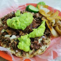 Taquería Sarita food